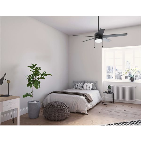 Hunter Bardot 52-in Ceiling Fan w/ LED Light and Pull Chain - Matte Black