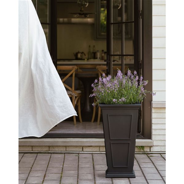 Veradek Brixton Tall 26-in Plastic Planter - Black - 2/Pk