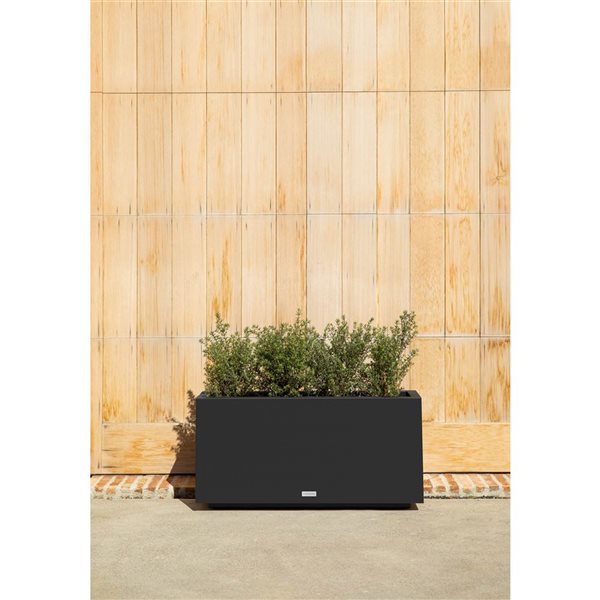 Veradek Block Series Long Box Medium 32-in Plastic Planter - Black