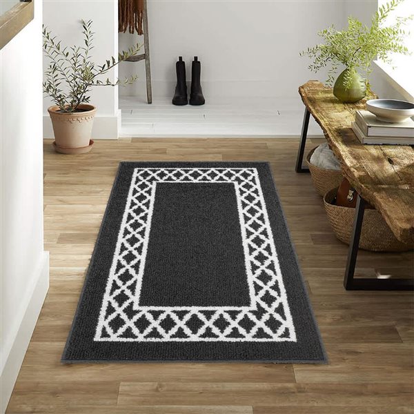 Marina Decoration 26 x 45-in Moroccan Trellis Non-Slip Rubber Backing Accent Rug - Grey