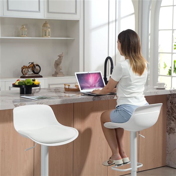 HOMCOM Set of 2 White Swivel Bar Stools with Adjustable Height