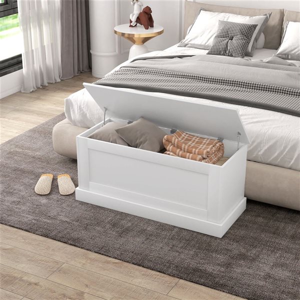 HOMCOM 39.4-in White Wooden Modern Storage Chest