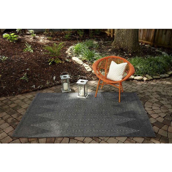 ECARPET Raven Charcoal Modern Indoor/Outdoor Rectangular Polypropylene Geometric Area Rug - 6 x 9-ft