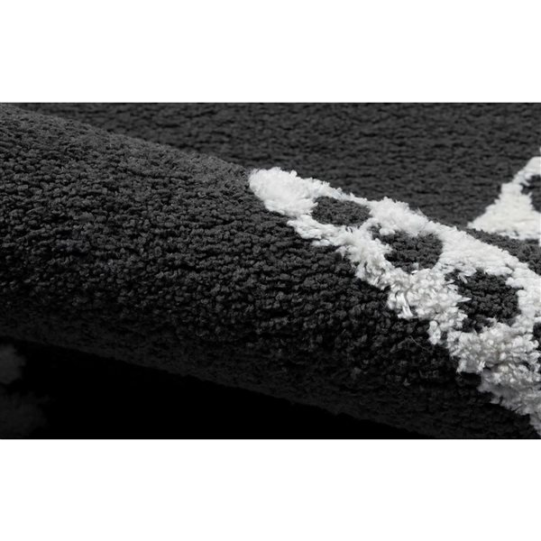 ECARPET Zelda Black Contemporary Rectangular Polyester Geometric Runner Rug - 2 x 7-ft