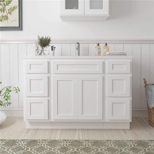 Vanity Art 48 x 21 x 32.5-in Freestanding Bath Vanity Oak Cabinet without Top - White