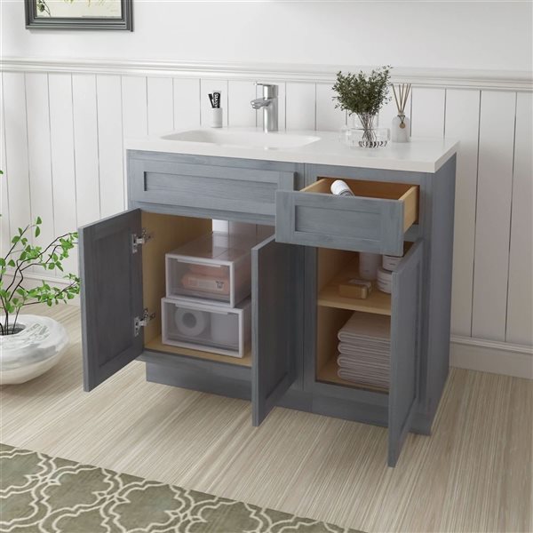 Vanity Art 39 x 21 x 32.5-in Freestanding 1-Drawer Bath Vanity Oak Cabinet without Top - Silver
