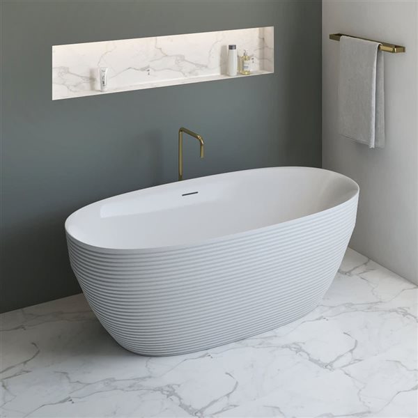 A&E Bath and Shower Beech 31.5 x 67-in White Acrylic Oval Center Drain Bathtub