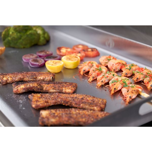 Napoleon Built-In 700 Series 32-in Propane Griddle - Stainless Steel