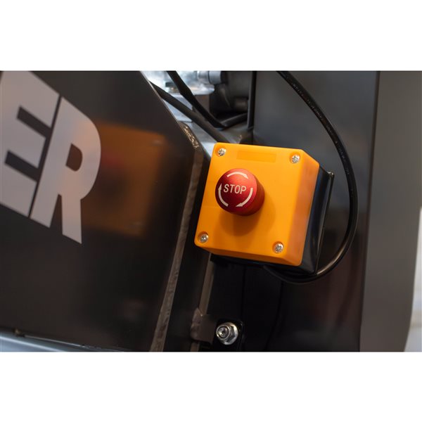 BRABER Steel 4-in 14HP 408 CC Drum Wood Chipper