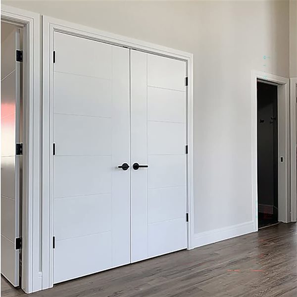 Garson Berkway Grooved Solid Core Slab Door 26 x 80 x 1 3/4-in - Primed - White