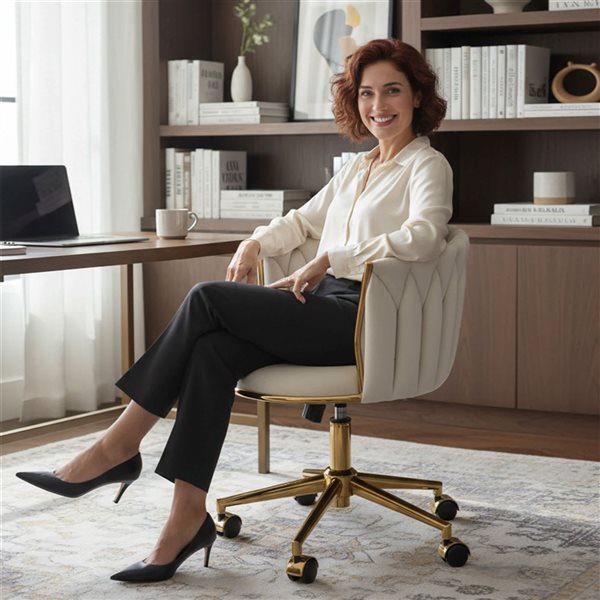 HOMCOM Swivel Office Chair w/ Height Adjustment and Woven Back - Cream White