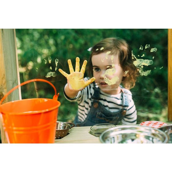 Plum Discovery Mud Pie Kitchen for Kids 3 Years+