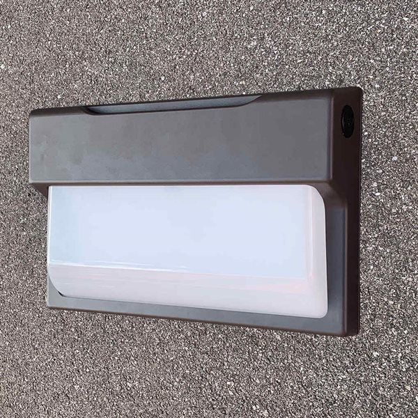 TorontoLed Wall Light w/ Photocell Dusk-to-Dawn Sensor + Selective 80 W/60 W/40 W 3CCT