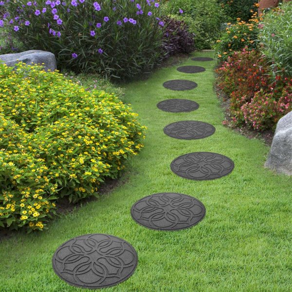 Tierra Verde 4-Pack 18 x 18-in Grey Round Decorative Rubber Stepping Stone