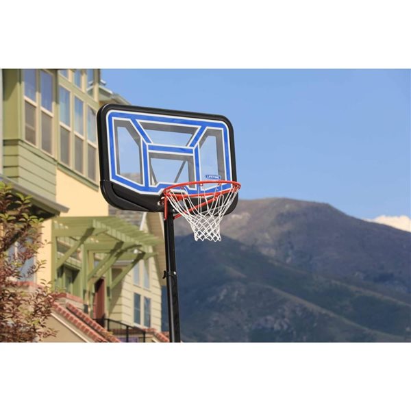 LIFETIME 44-in Polycarbonate Adjustable Portable Basketball Hoop