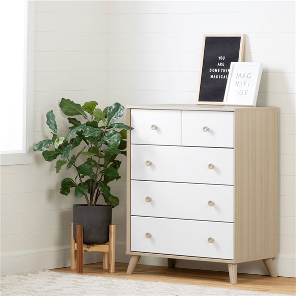 South Shore Yodi 33 x 41.75-in 5-Drawer Soft Elm and White Chest