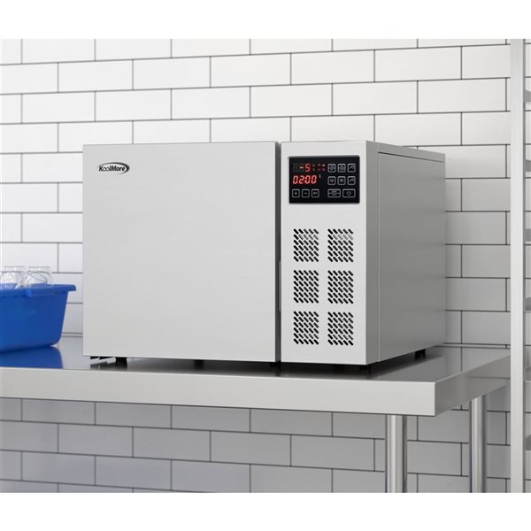Koolmore Commercial Countertop Blast Chiller, 25-in, 3-Pan, 15 lb Chill / 8.8 lb Freeze