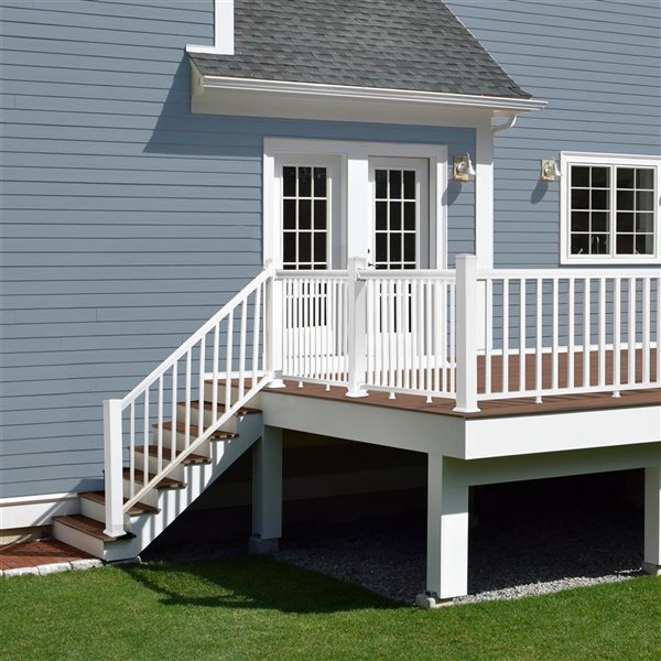 everhome Outdoor Railing Stair 3.5-ft x 6-ft - White Vinyl